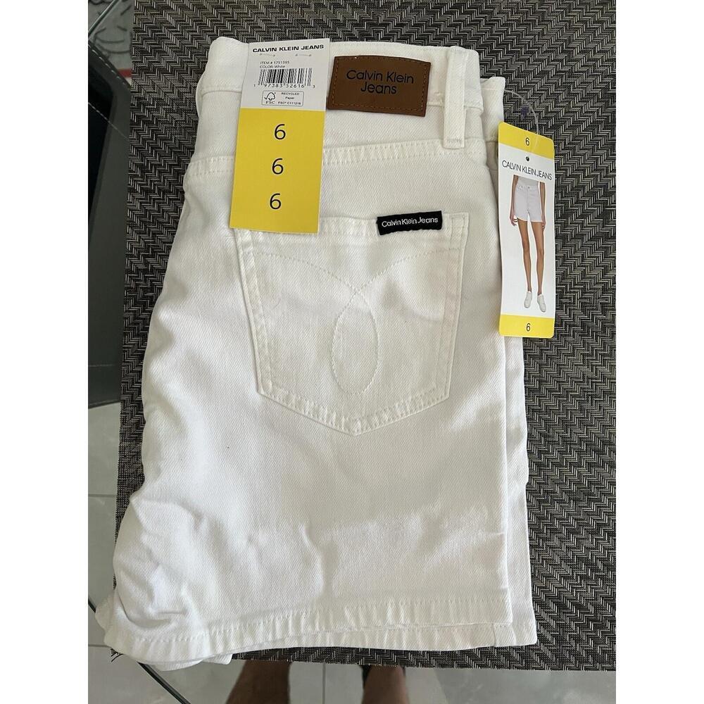 Calvin Klein Jean Shorts Size 6 O6 - Picture 4 of 5